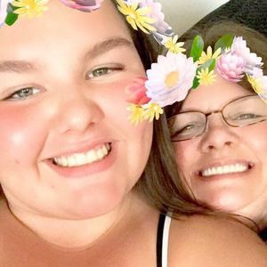 Meet your Posher, Leandra